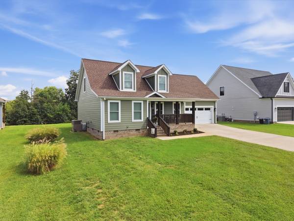 2555 Bowser Rd, Cookeville, TN 38506
