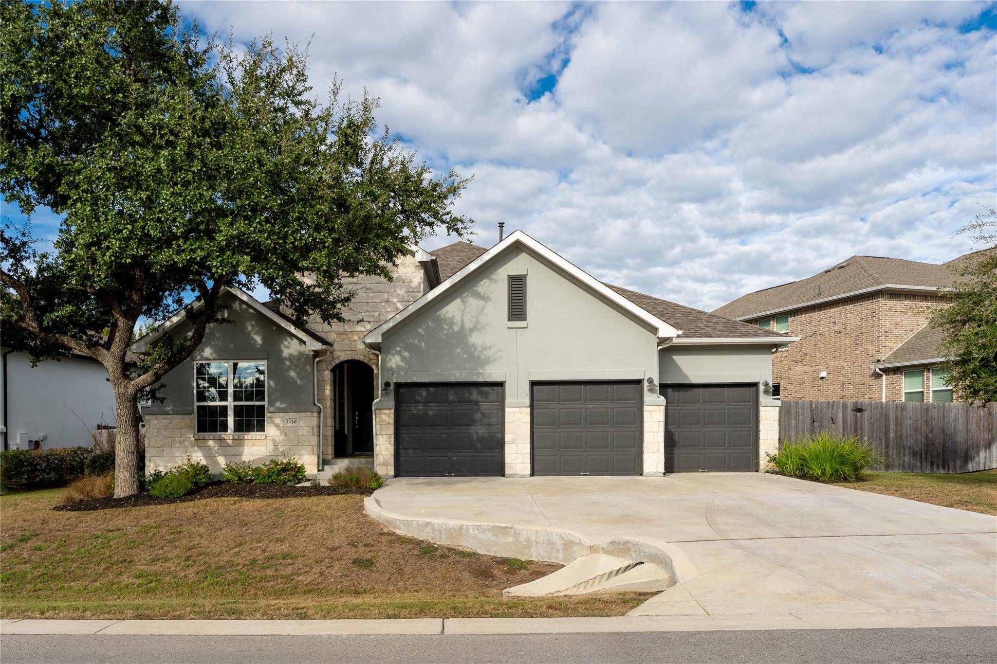 1130 Arrowhead Ranch BLVD, Dripping Springs, TX 78620
