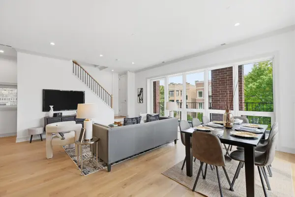 6414 N Francisco AVE #2R, Chicago, IL 60645