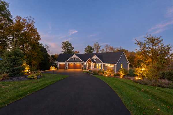 20263 Levi LN, Prior Lake, MN 55372