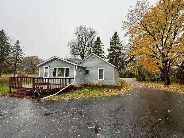 25 Fairy Lake RD, Sauk Centre, MN 56378