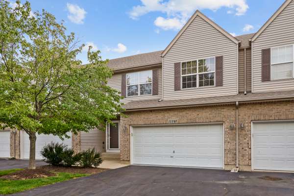 11143 DOUGLAS AVE, Huntley, IL 60142