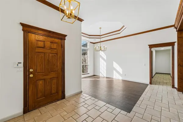 2608 Kingsley LN, Oklahoma City, OK 73128