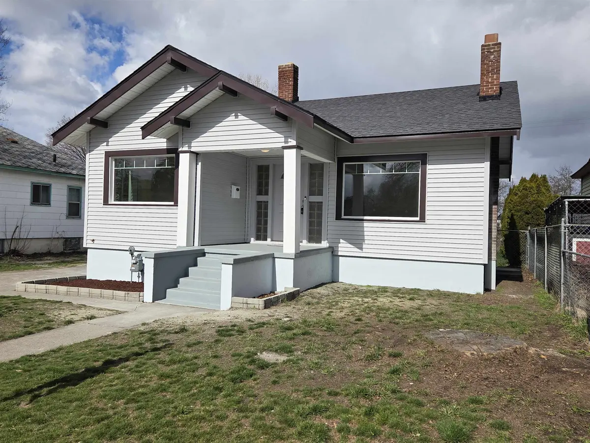 4127 E 2nd Ave, Spokane, WA 99202-4912