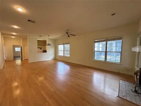 311 E 38th St, Austin, TX 78705