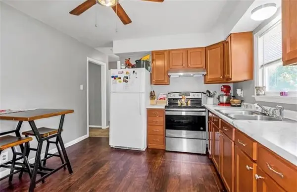 2003/2005 Ottawa ST, Leavenworth, KS 66048