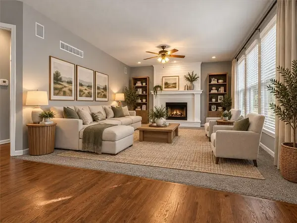 15700 S Apache ST, Olathe, KS 66062