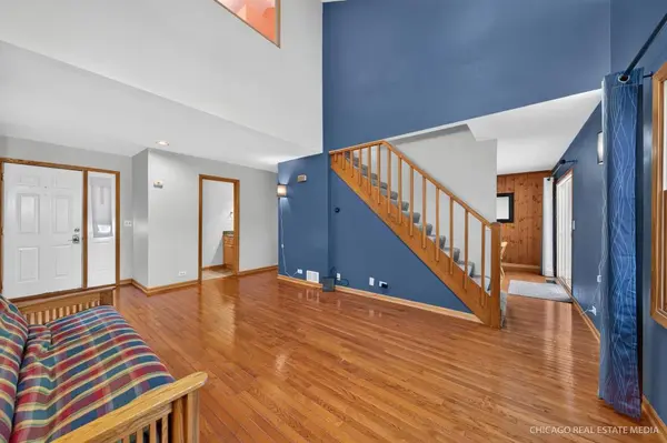 118 Eagle Point RD, Fox Lake, IL 60020