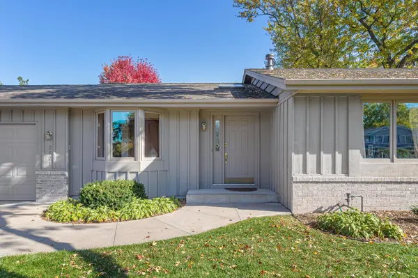 9621 Upton RD, Bloomington, MN 55431