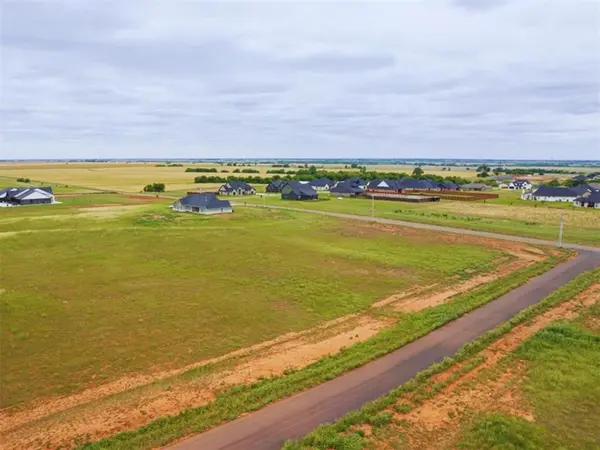 2646 S May AVE, Guthrie, OK 73044