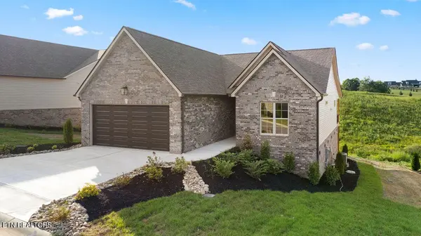 2271 Boulder Crest Lane, Sevierville, TN 37876