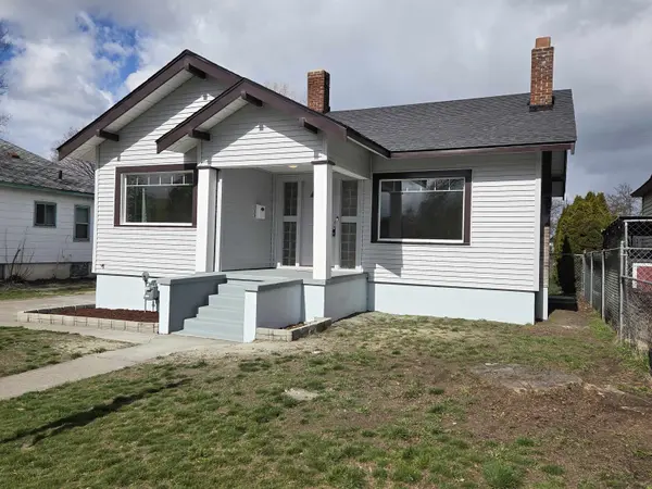 4127 E 2nd Ave, Spokane, WA 99202-4912