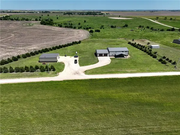 2114 290 RD, Beloit, KS 67420