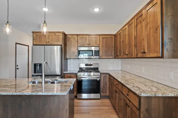 2890 Eastview CT, Anoka, MN 55303