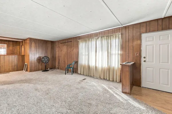 15404 County Lane 137, Carthage, MO 64836
