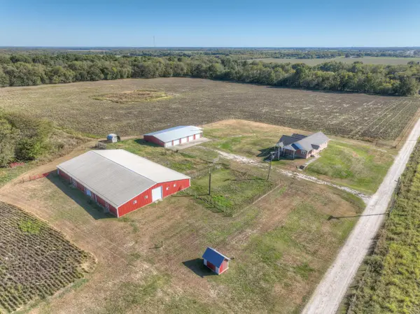 15404 County Lane 137, Carthage, MO 64836