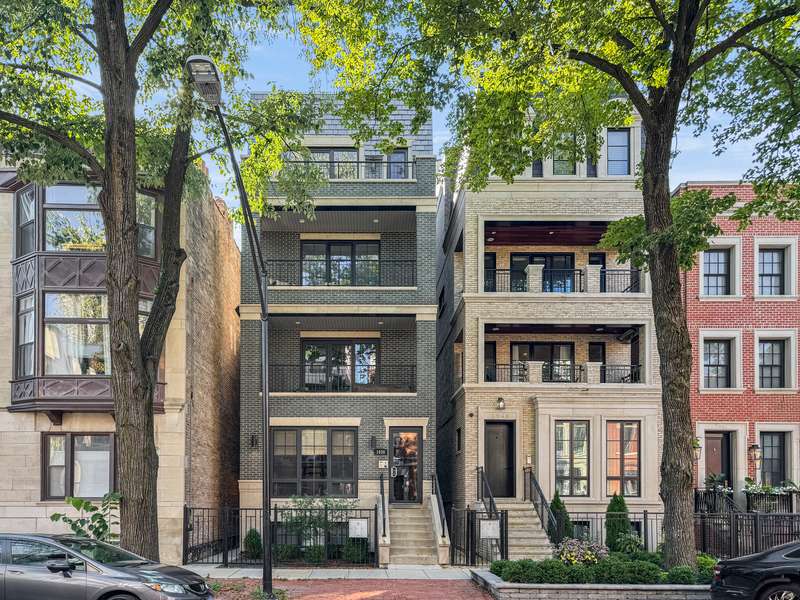 1938 N Mohawk ST #3, Chicago, IL 60614