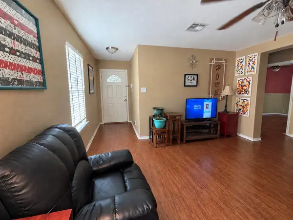 230 New Country RD, Kyle, TX 78640