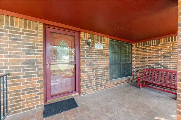 107 Clarks Grove LN, Hutto, TX 78634