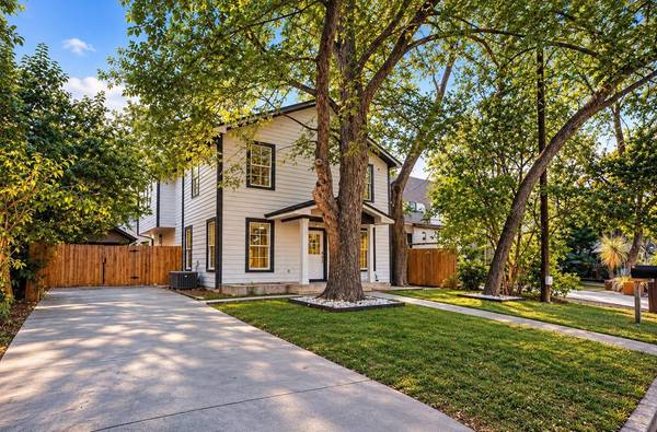 611 W Johanna ST, Austin, TX 78704