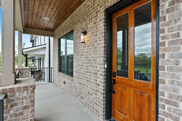 914A N 6th St, Nashville, TN 37207