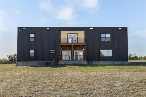 594 Rolling Ridge RD, Lockhart, TX 78644