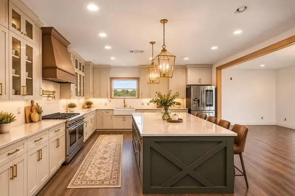 594 Rolling Ridge RD, Lockhart, TX 78644