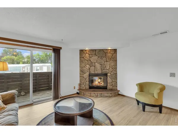 15350 E Arizona #208, Aurora, CO 80017