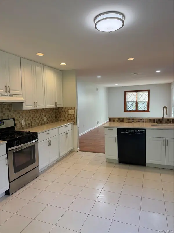 0 Van Houten Fields, West Nyack, NY 10994