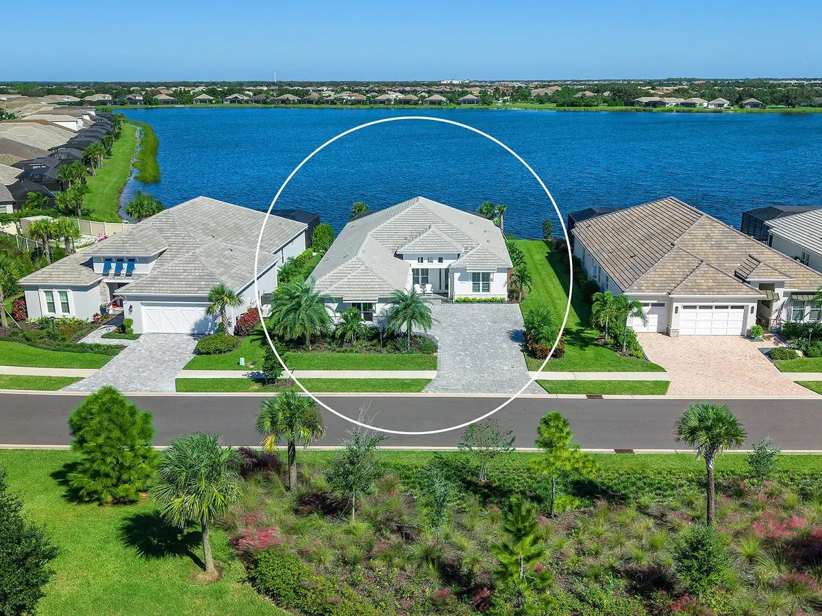 7959 WATERBEND TRL, Sarasota, FL 34240