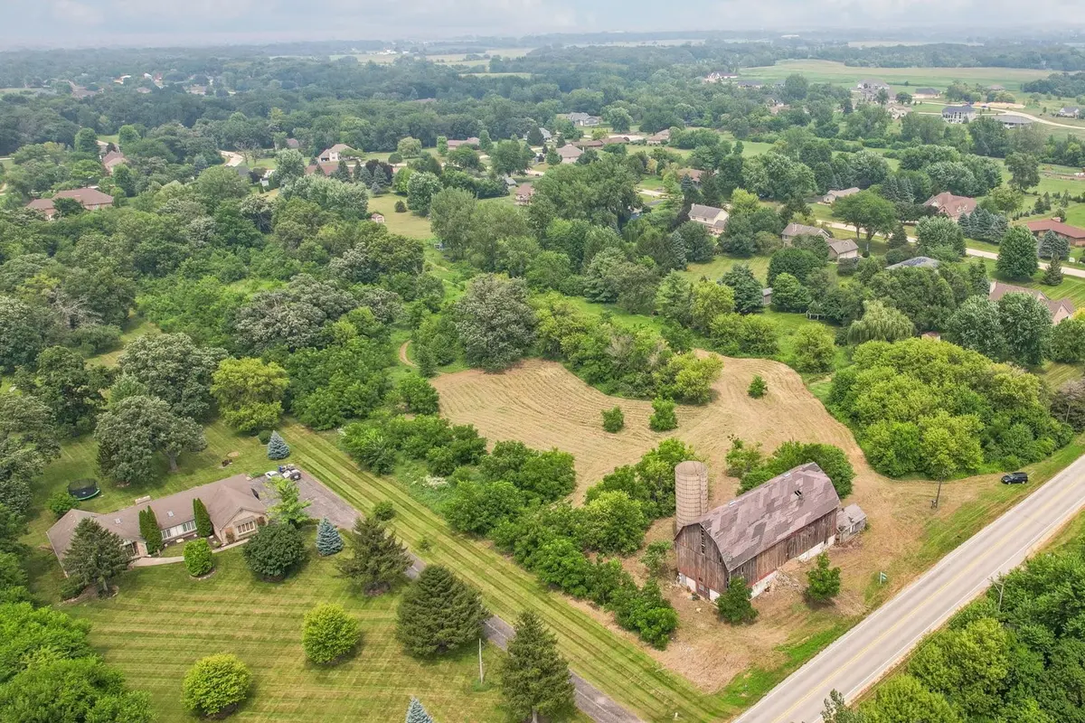 16129 Harmony RD, Huntley, IL 60142
