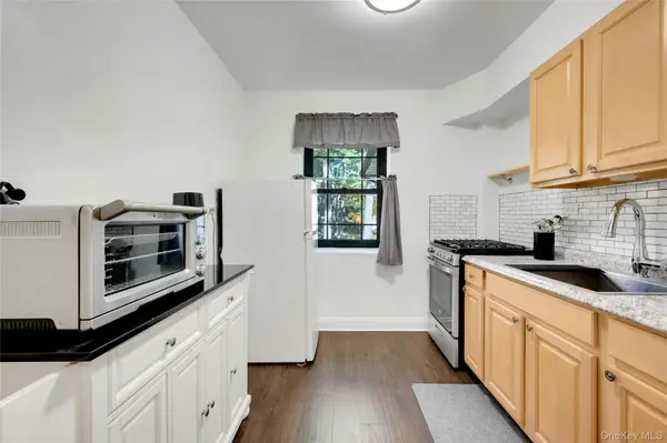 47 Manchester RD #E21, Eastchester, NY 10709