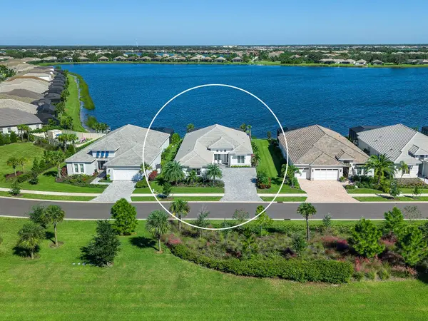 7959 WATERBEND TRL, Sarasota, FL 34240