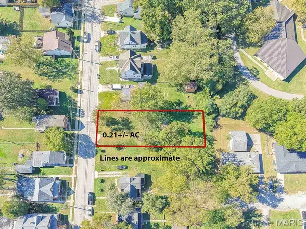 225 Brackett ST, Swansea, IL 62226