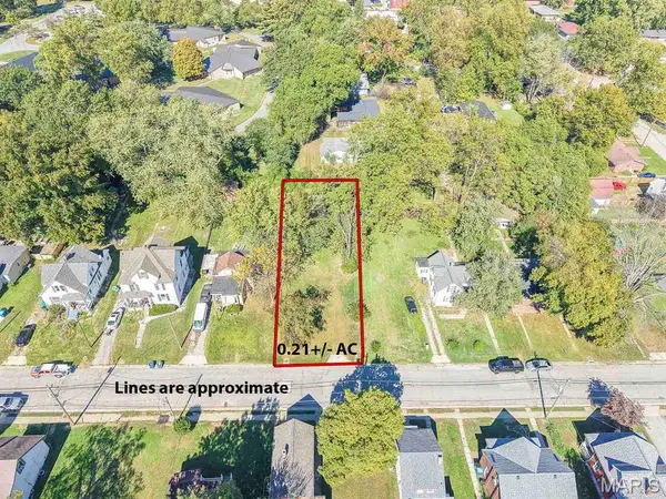 225 Brackett ST, Swansea, IL 62226