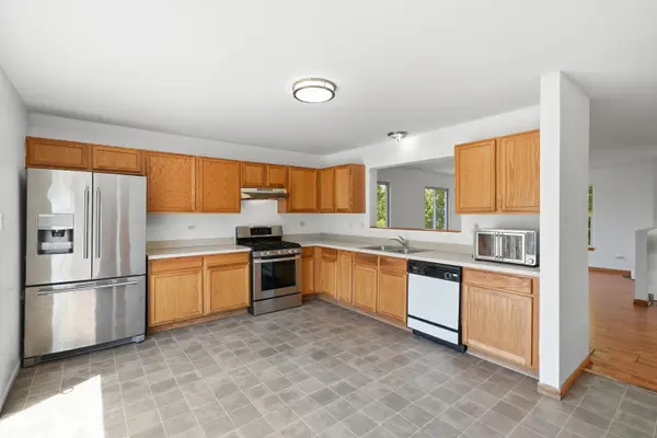 531 MEADOW LILY DR, Joliet, IL 60431
