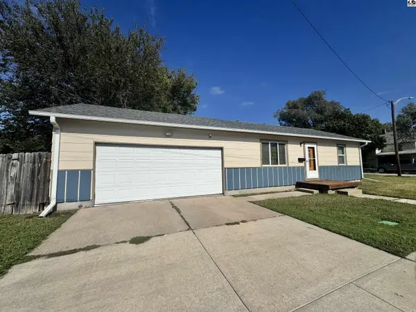 415 E Avenue A, Mcpherson, KS 67460