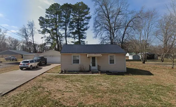 123 Locust St, Guthrie, KY 42234