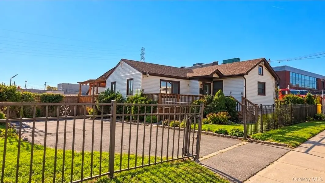 207 W Broadway, Inwood, NY 11096