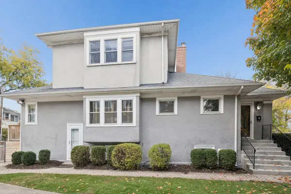 332 N Spring ST, La Grange Park, IL 60526