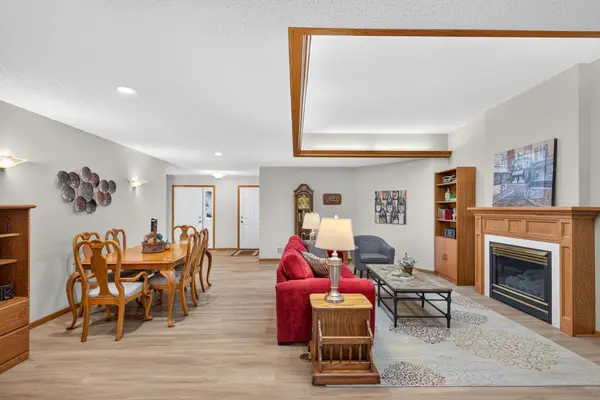 1075 Regency CT, Hastings, MN 55033