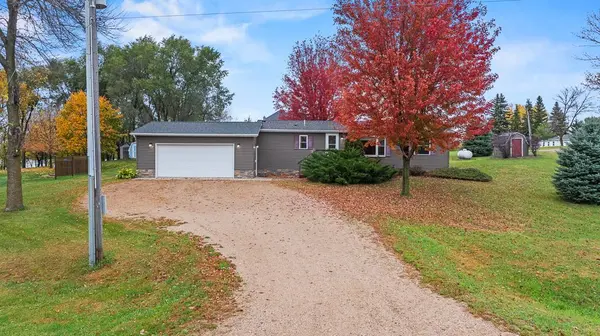 111 E Lake AVE, Russell, MN 56169