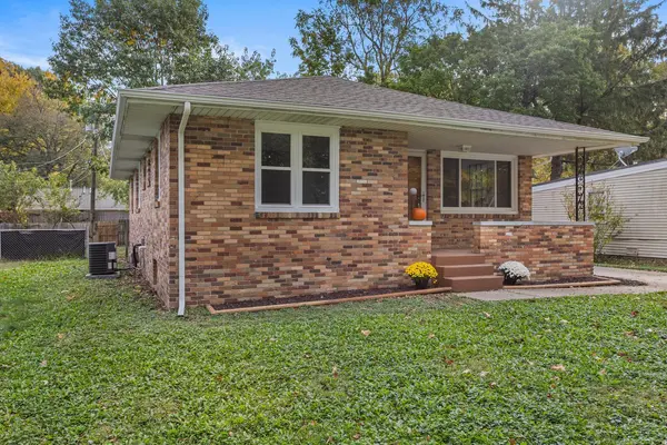 310 S Garfield AVE, Champaign, IL 61821