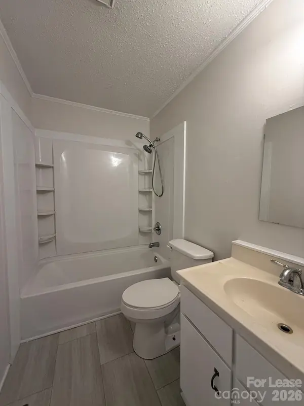 119 Farmington DR, Stanley, NC 28164