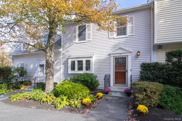 281 Carroll Close #281, Tarrytown, NY 10591