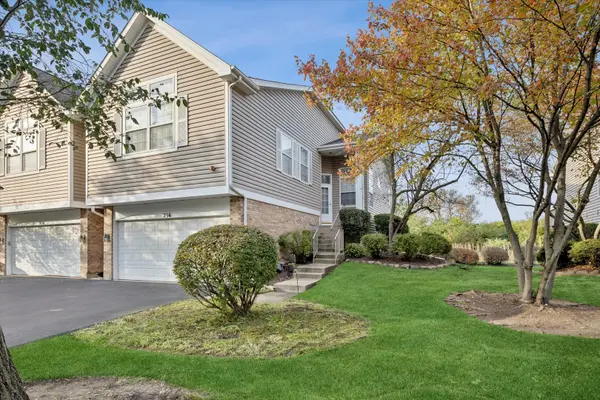 256 Prairie View LN, Wheeling, IL 60090