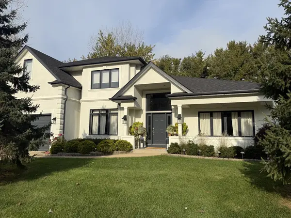 24W640 Eugenia DR, Naperville, IL 60540