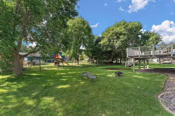 11353 54 1/2 ST NE, Albertville, MN 55301