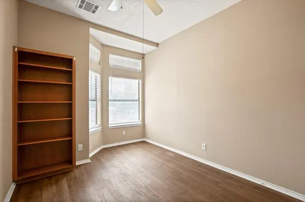 2802 Nueces ST #203, Austin, TX 78705