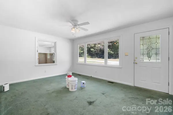 2509 29th ST NE, Hickory, NC 28601